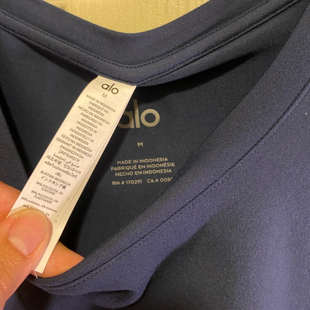 ALO Yoga Men’s “Conquer” Muscle Tank (M) *BESTSELLER* - Picture 6 of 8